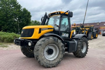 JCB FASTRAC 2155 | 2011 | Cummins 6,7L | 4X4 | Manual