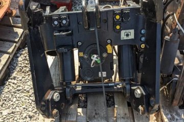 PRZEDNI TUZ | WOM | fastrac 3230 | 2170 | 3220 | 3200 | 1135 | 2155