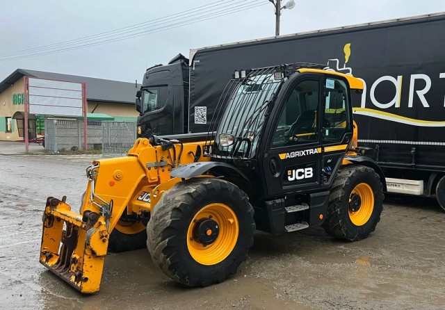 jcb