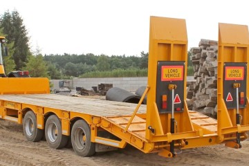 Przyczepa Niskopodwoziowa | 3 osie na bliźniakach | 2021 | Najazdy