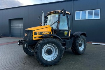 Ciągnik z silnikiem Perkins, 6 cylindrów, OSZCZĘDNY I MOCNY, 2002 rok